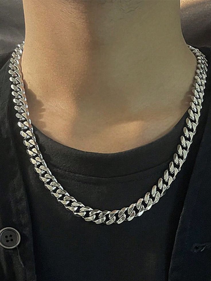 CUBAN LINK NECKCHAIN