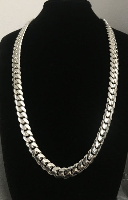 CUBAN LINK NECKCHAIN
